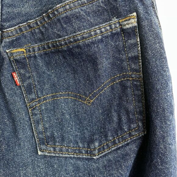 Vintage 80s Levis 501 Jeans Size 9 (25x30) Juniors Womens Denim Button Fly USA - Picture 10 of 16
